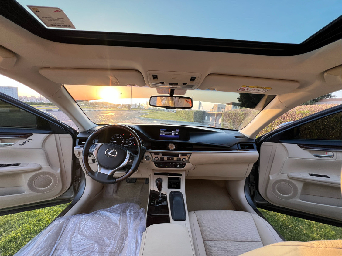Lexus ES-Series - Image 10
