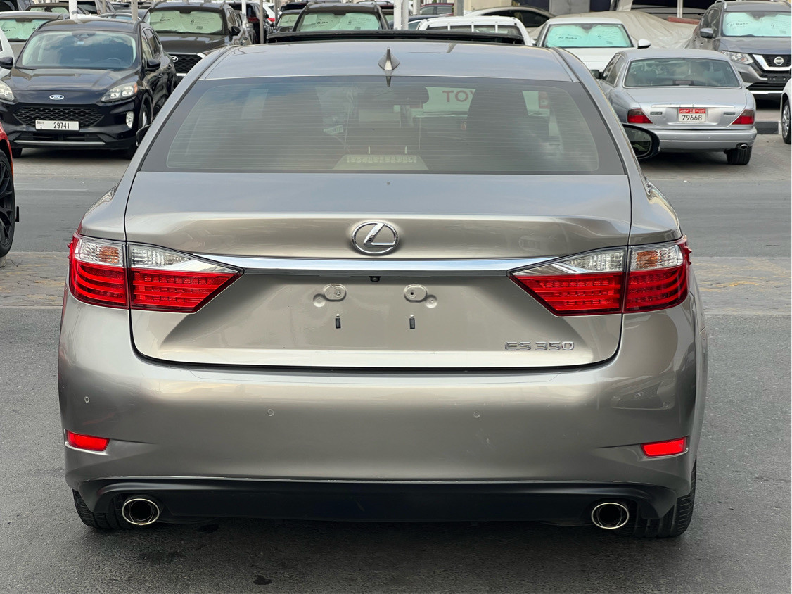 Lexus ES-Series - Image 7
