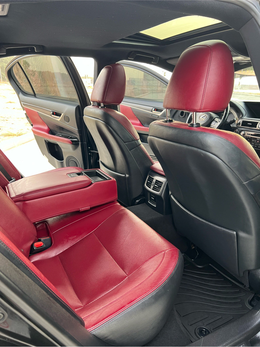 Lexus GS-Series - Image 12