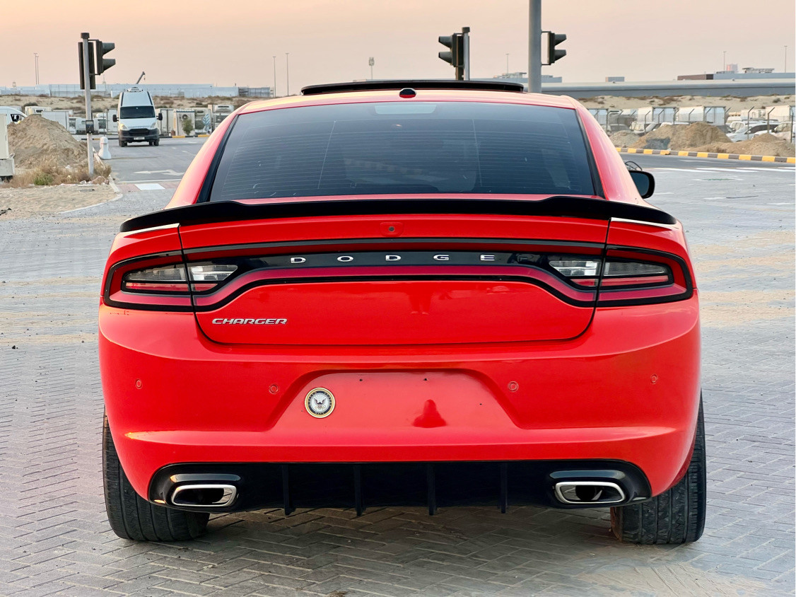 Dodge Charger - Image 4