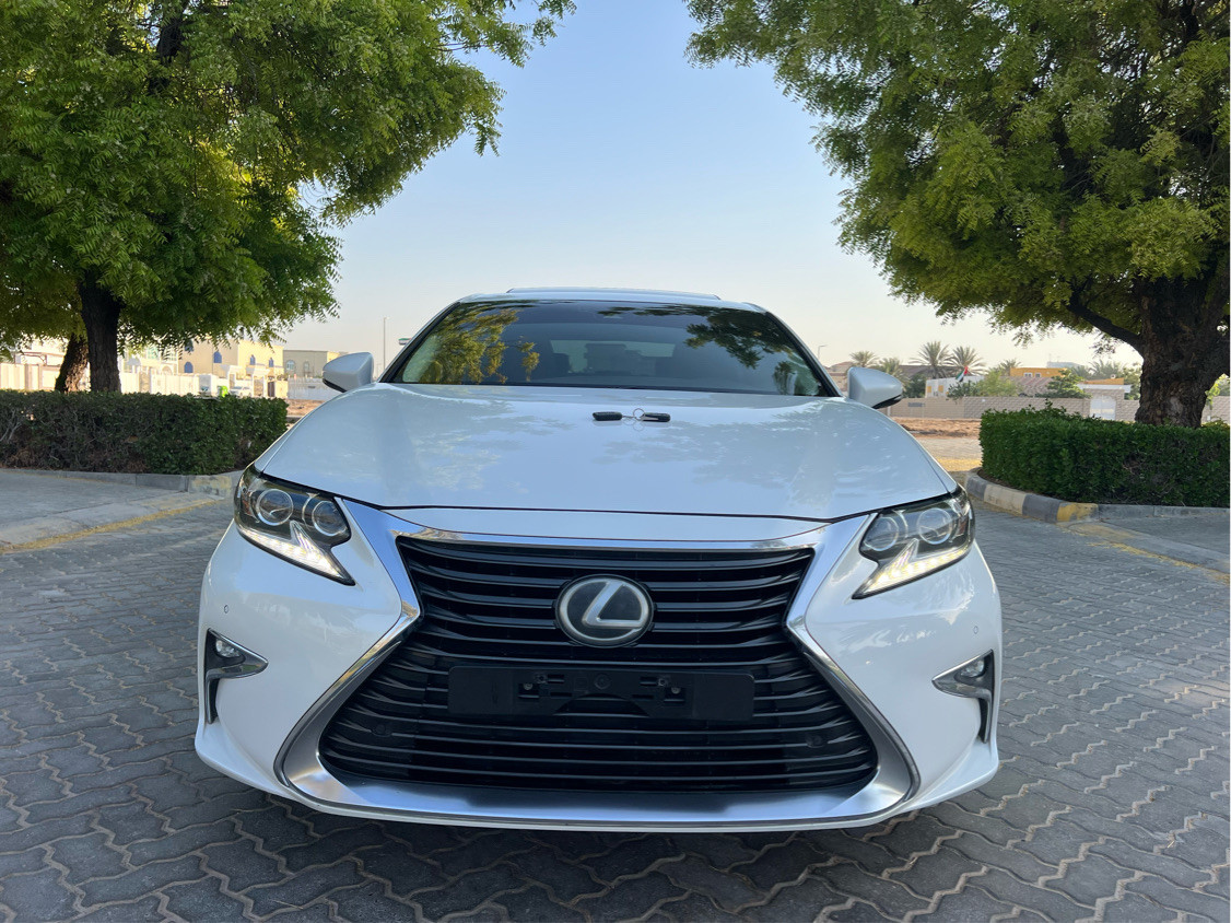 Lexus ES-Series - Image 4
