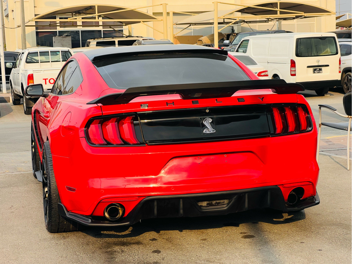 Ford Mustang - Image 7