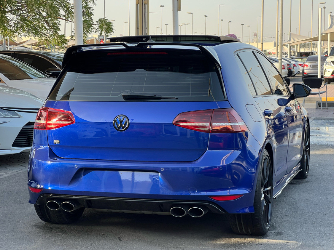Volkswagen Golf R - Image 4