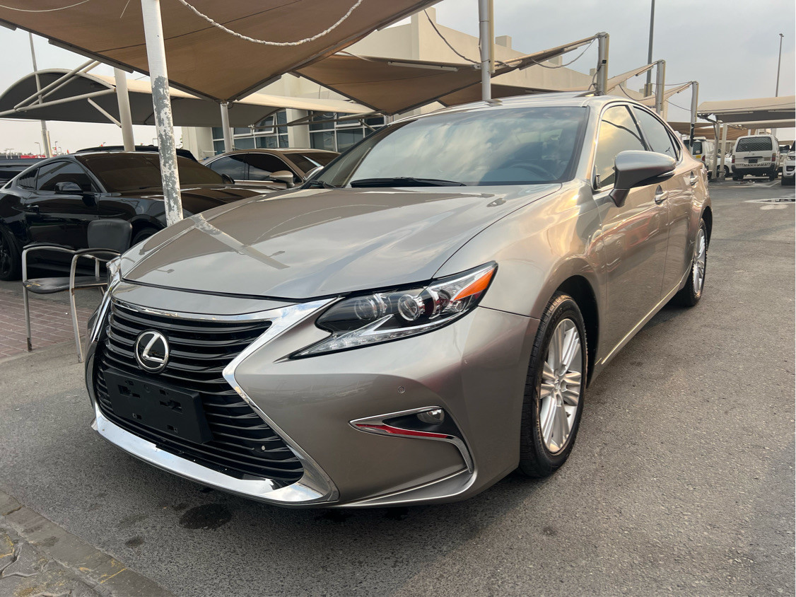 Lexus ES-Series - Image 3