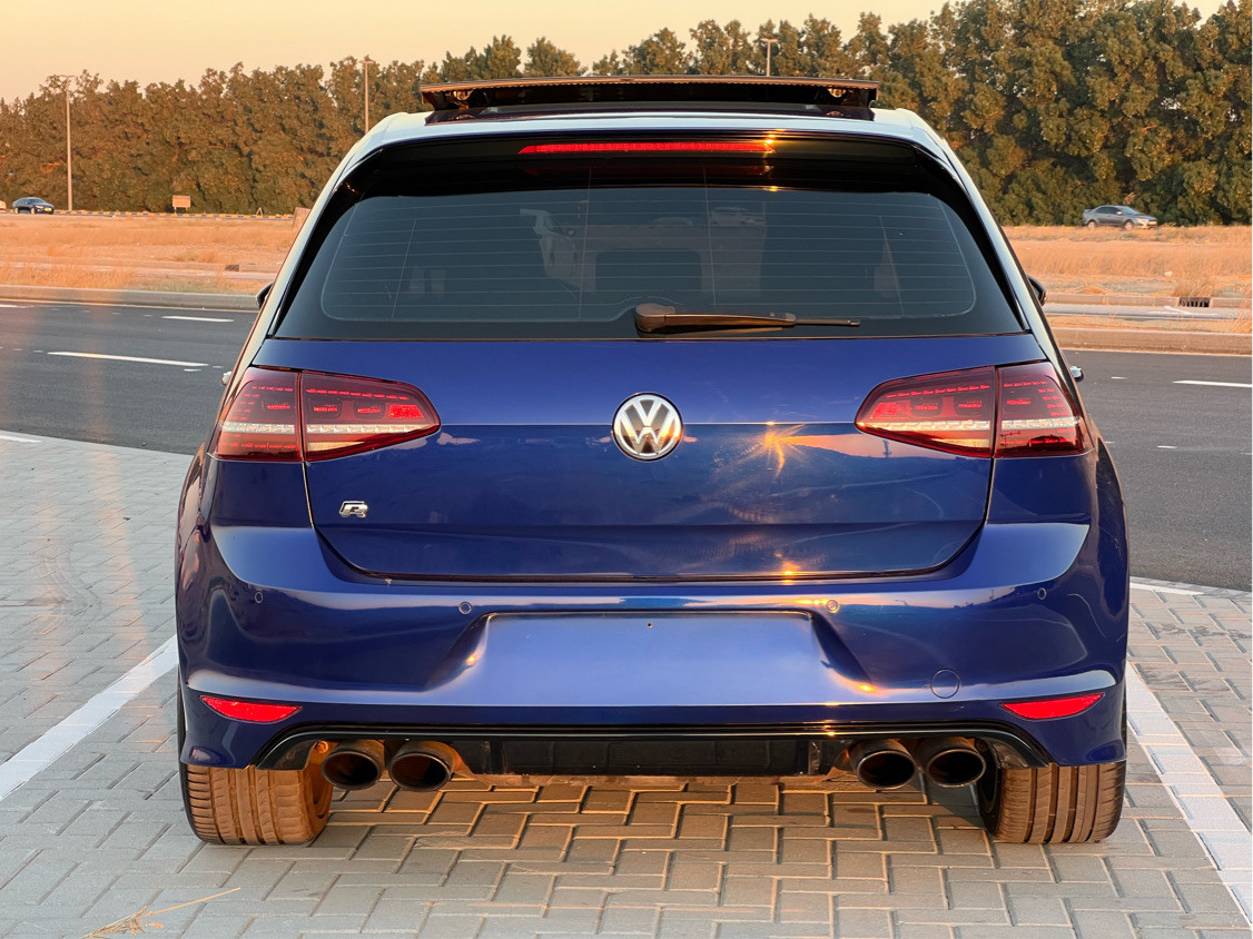 Volkswagen Golf R - Image 7