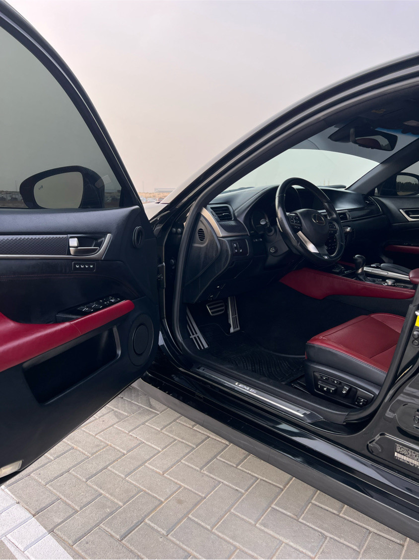 Lexus GS-Series - Image 11