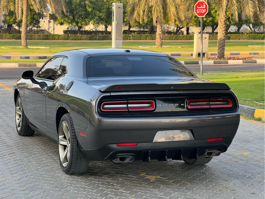 Dodge Challenger - Image 11