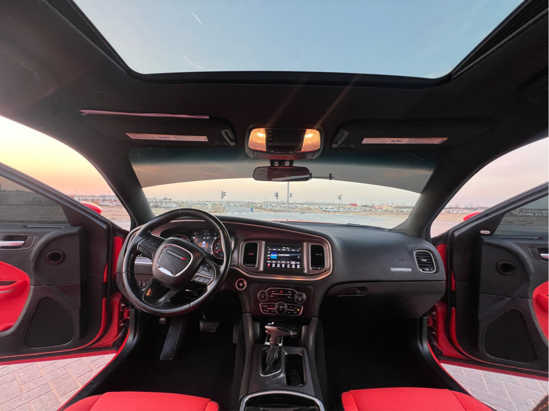 Dodge Charger - Image 11