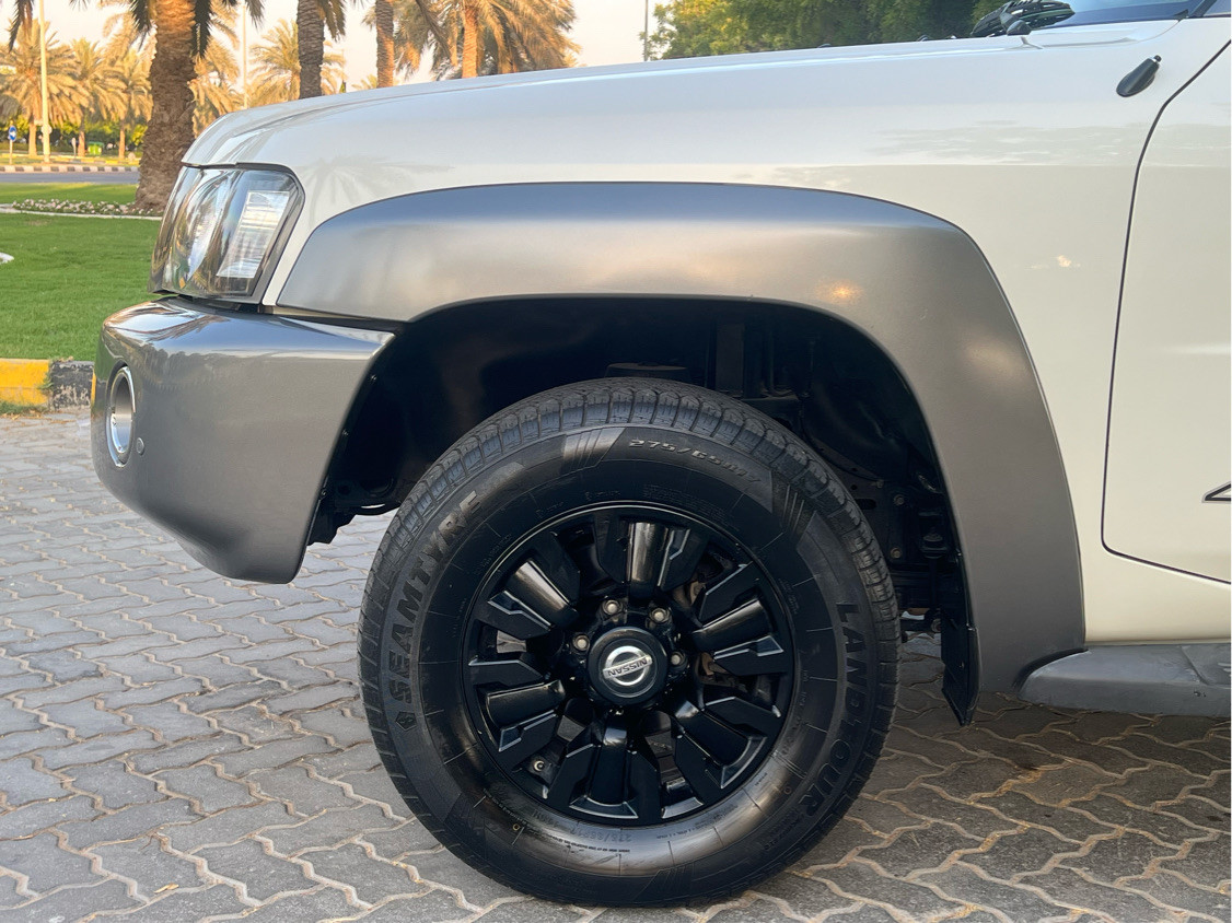 Nissan Patrol - Image 8