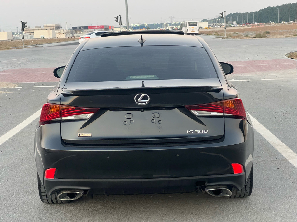 Lexus IS-Series - Image 10