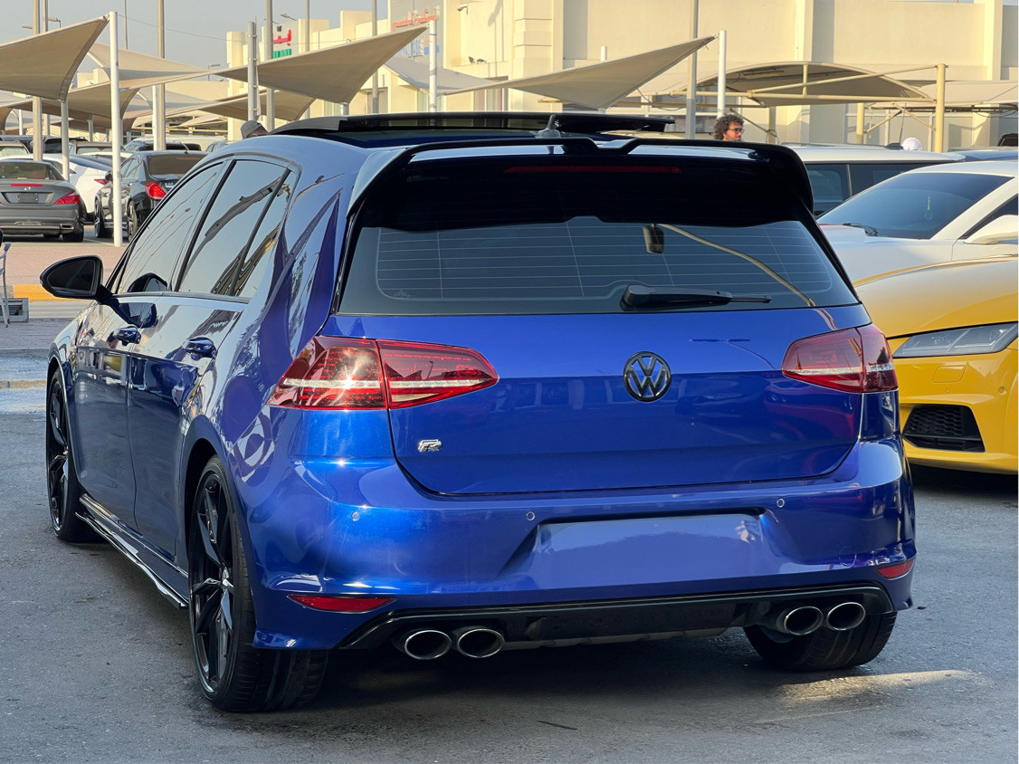 Volkswagen Golf R - Image 8