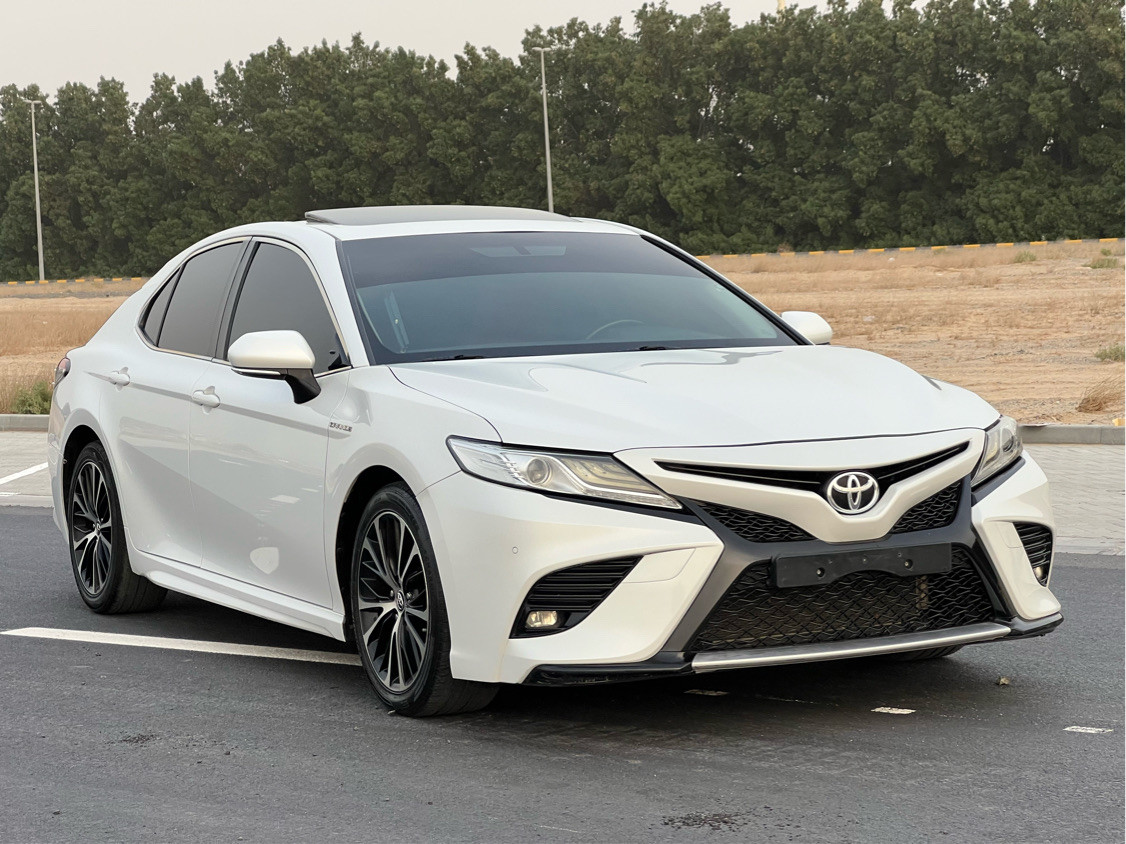 Toyota Camry - Image 4