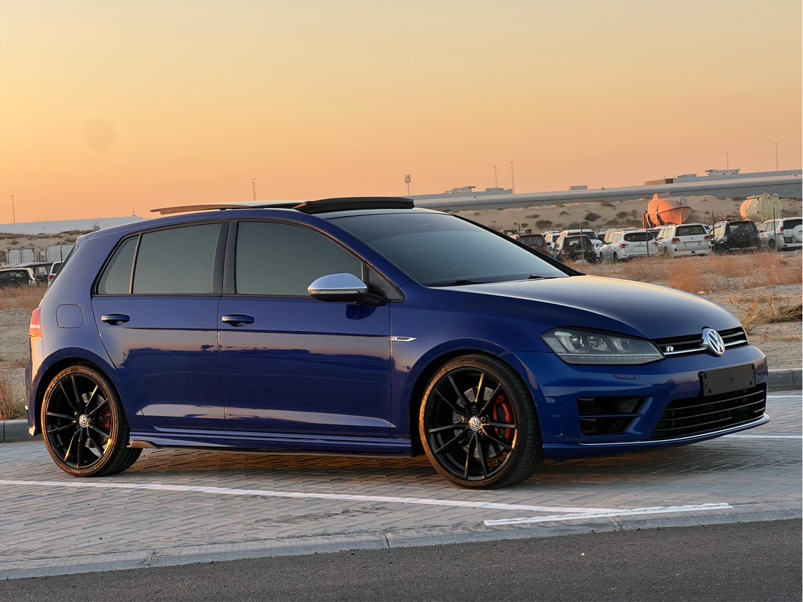 Volkswagen Golf R - Image 5
