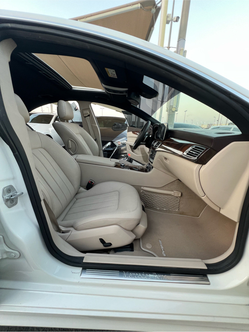 Mercedes Benz CLS-Class - Image 8
