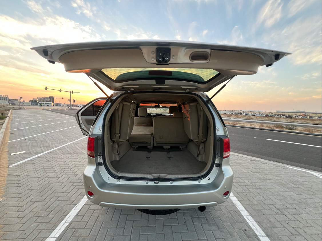 Toyota Fortuner - Image 12