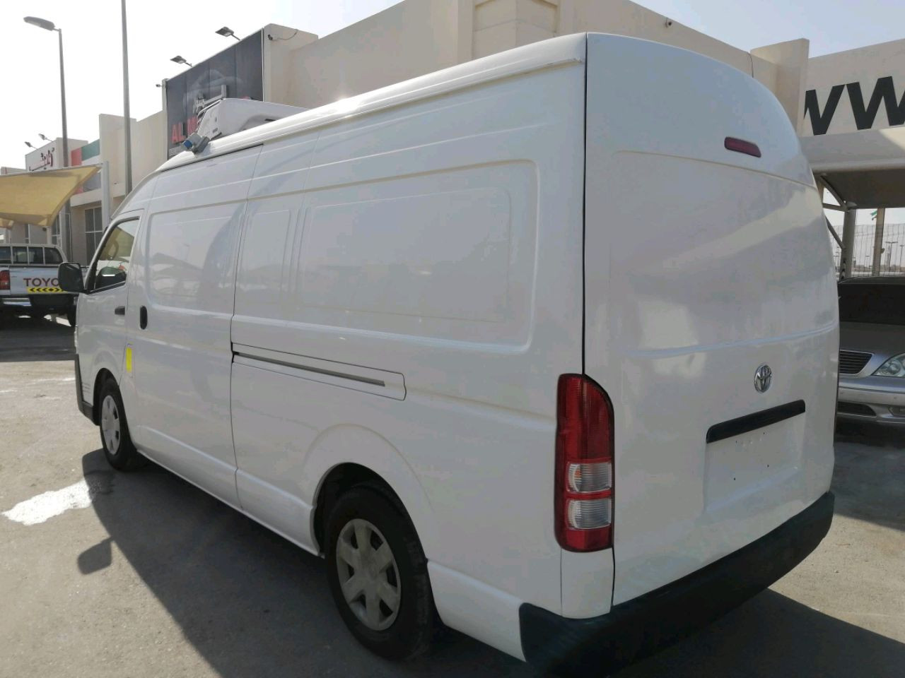 Toyota Hiace - Image 3