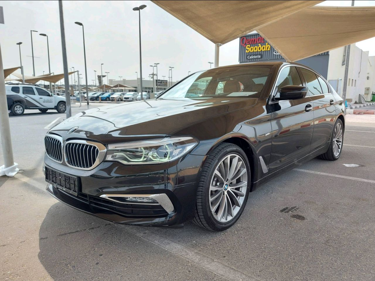 BMW 5-Series - Image 2