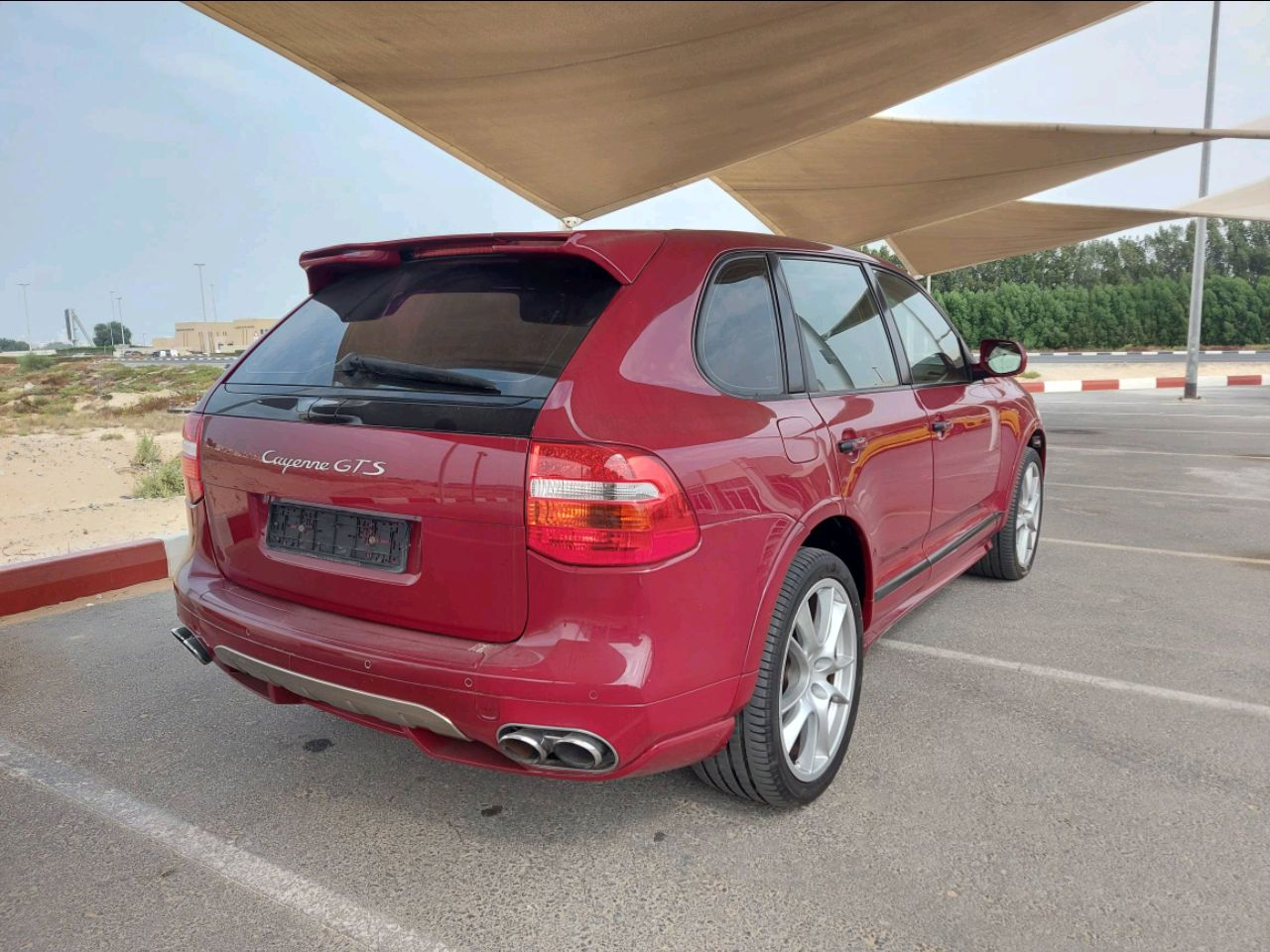 Porsche Cayenne - Image 3