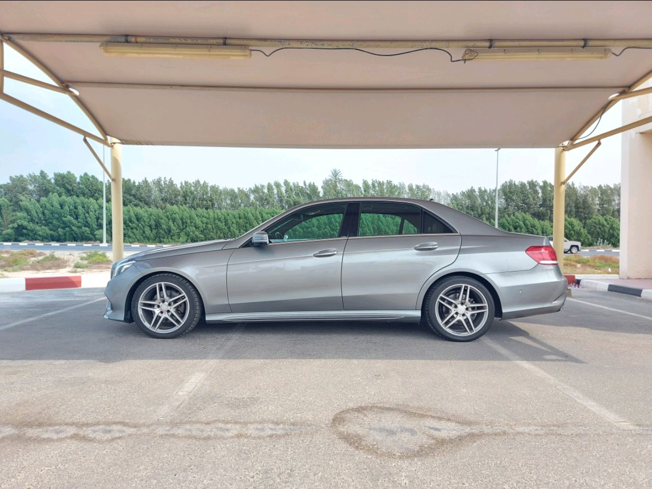 Mercedes Benz E-Class - Image 5