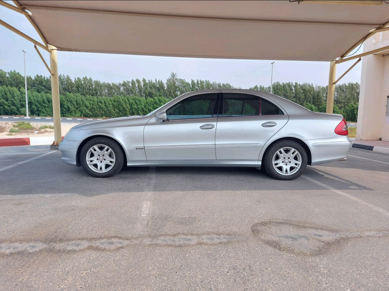 Mercedes Benz E-Class - Image 5