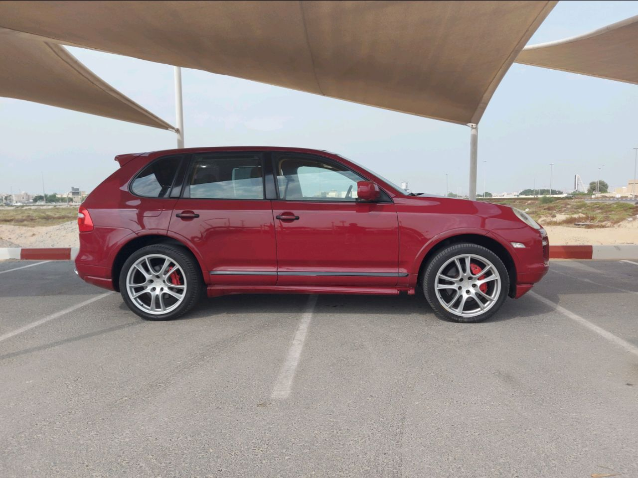 Porsche Cayenne - Image 5