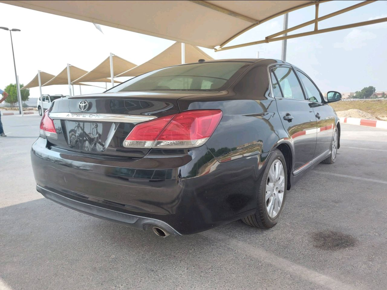 Toyota Avalon - Image 3