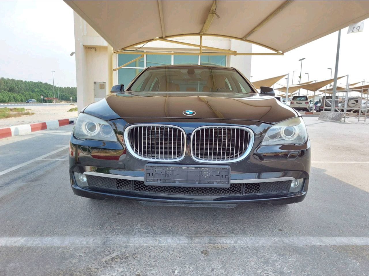 BMW 7-Series - Image 4