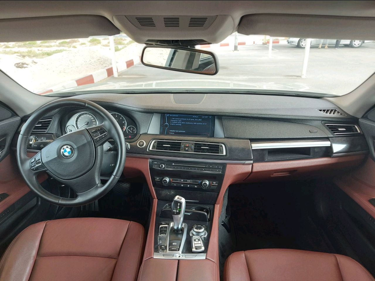 BMW 7-Series - Image 6