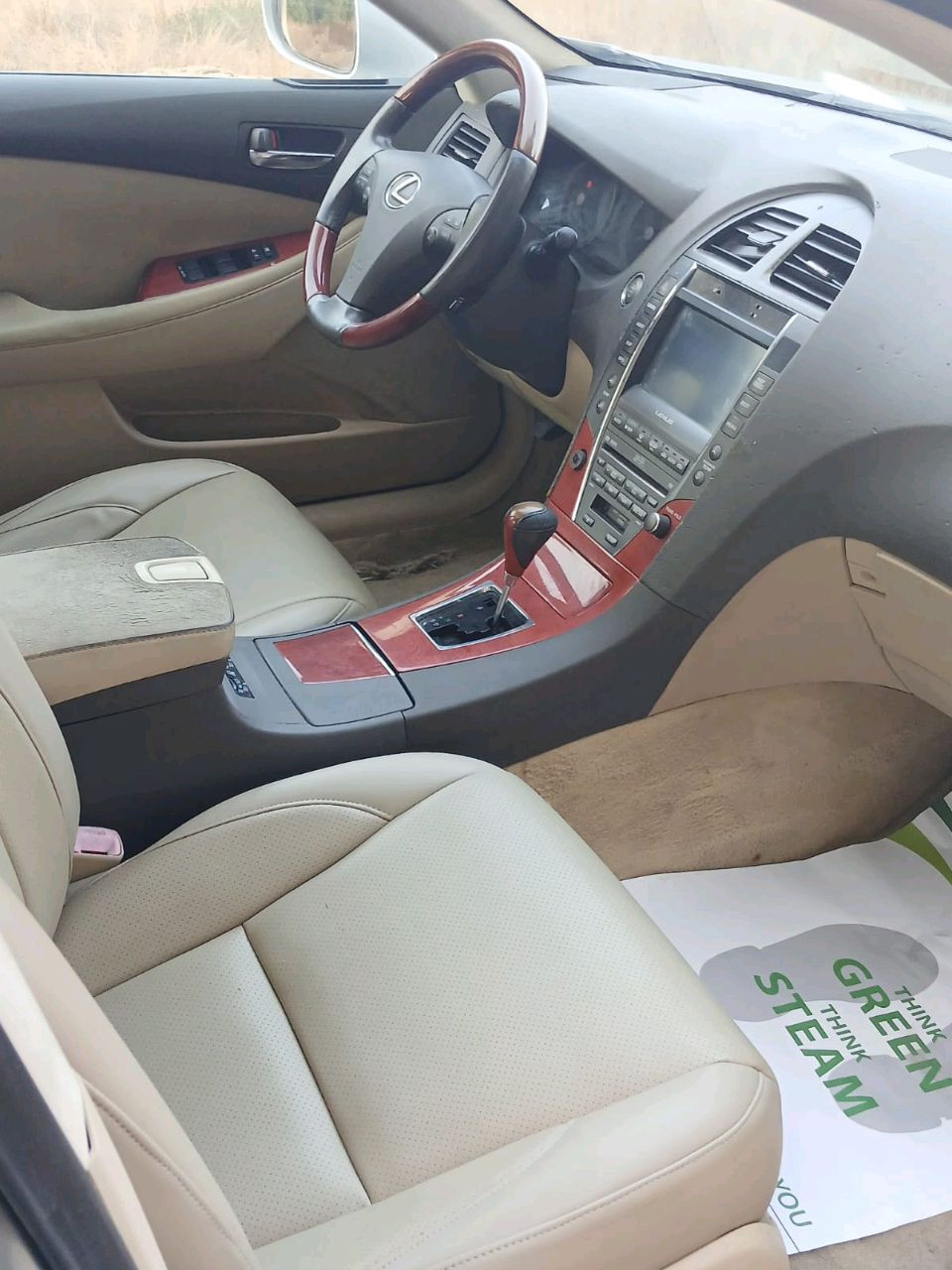 Lexus ES-Series - Image 12