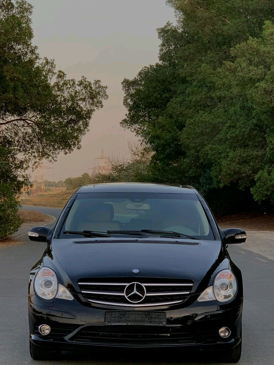 Mercedes Benz R-Class - Image 12