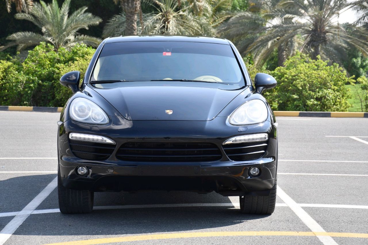 Porsche Cayenne - Image 12