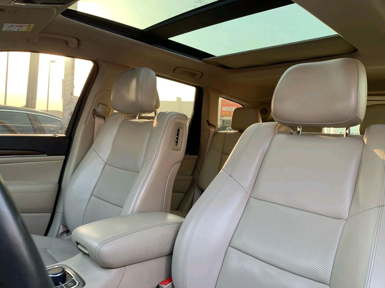 Jeep Cherokee - Image 9