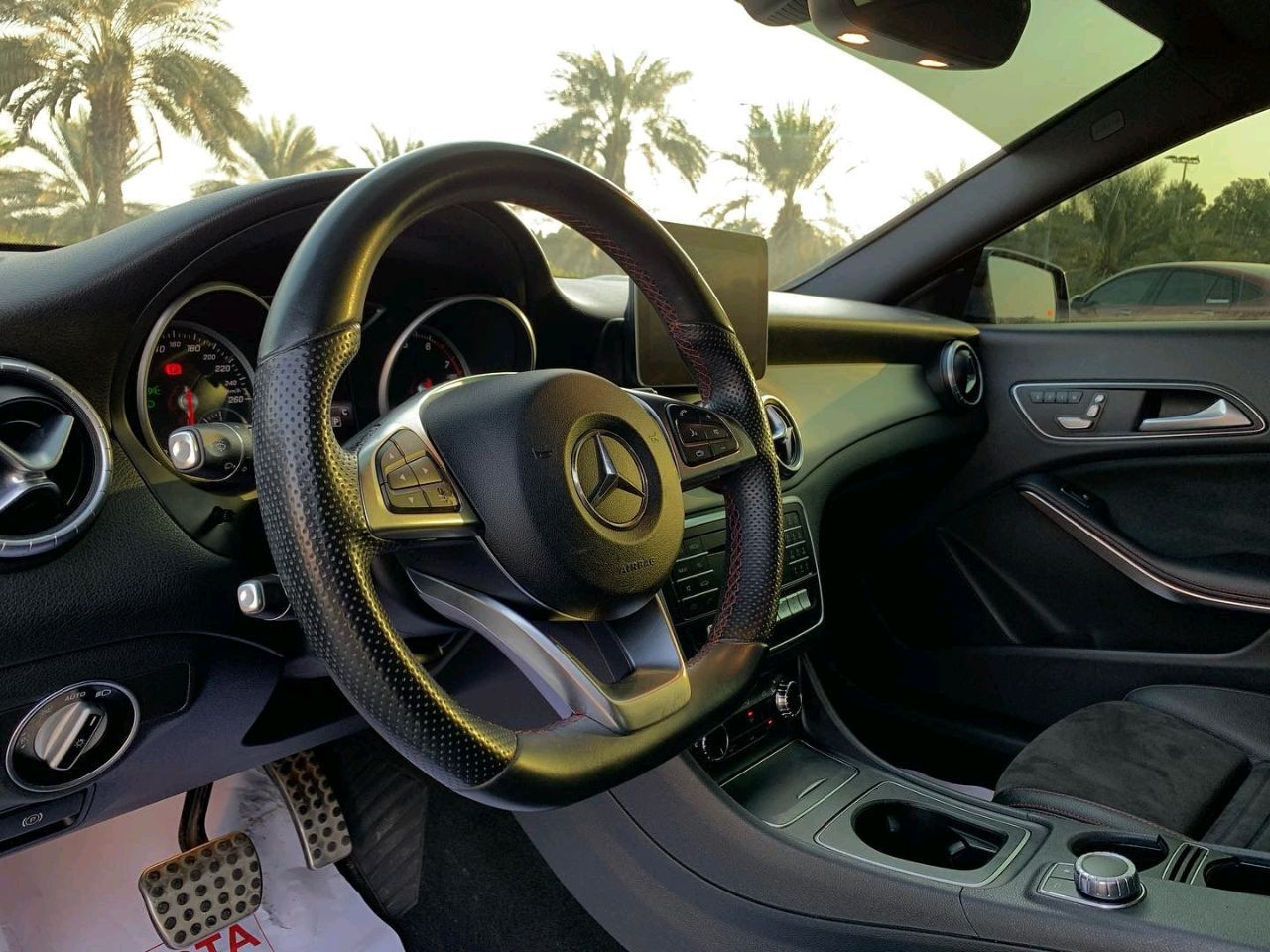Mercedes Benz CLA - Image 3