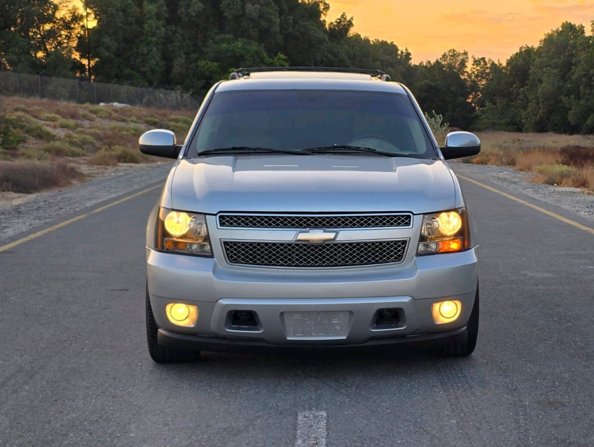 Chevrolet Tahoe - Image 11