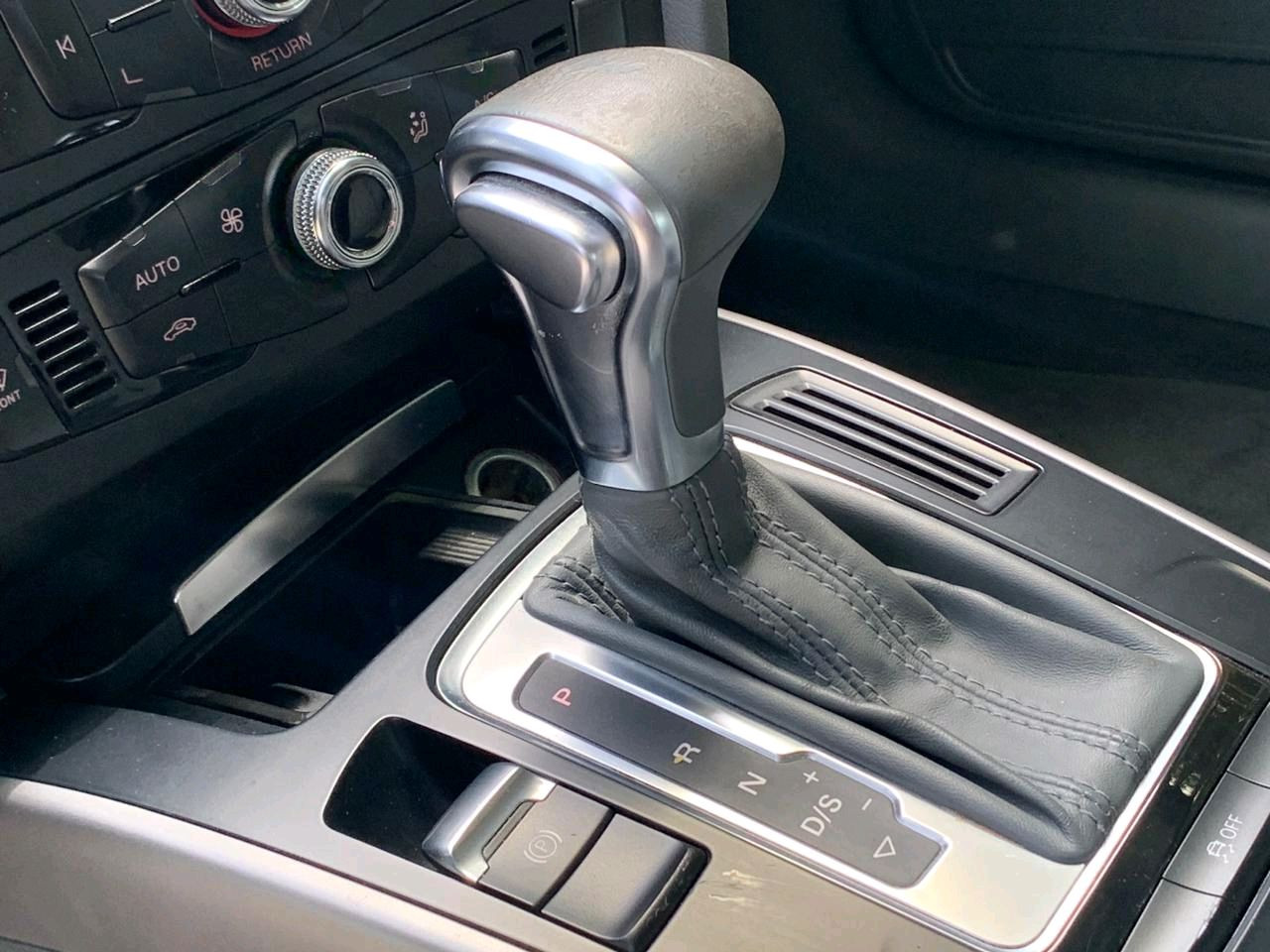 Audi A4 - Image 2