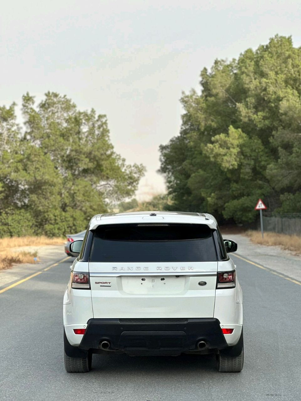 Range Rover Sport - Image 9