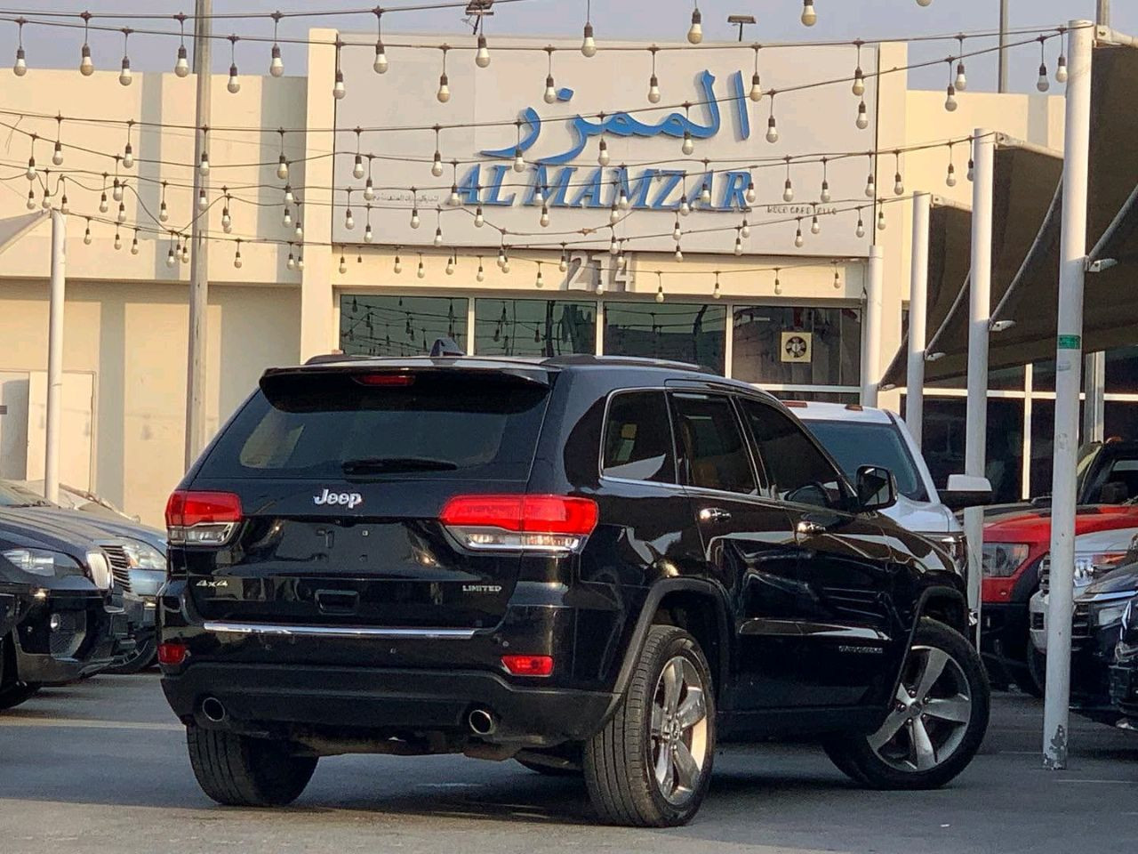 Jeep Cherokee - Image 12