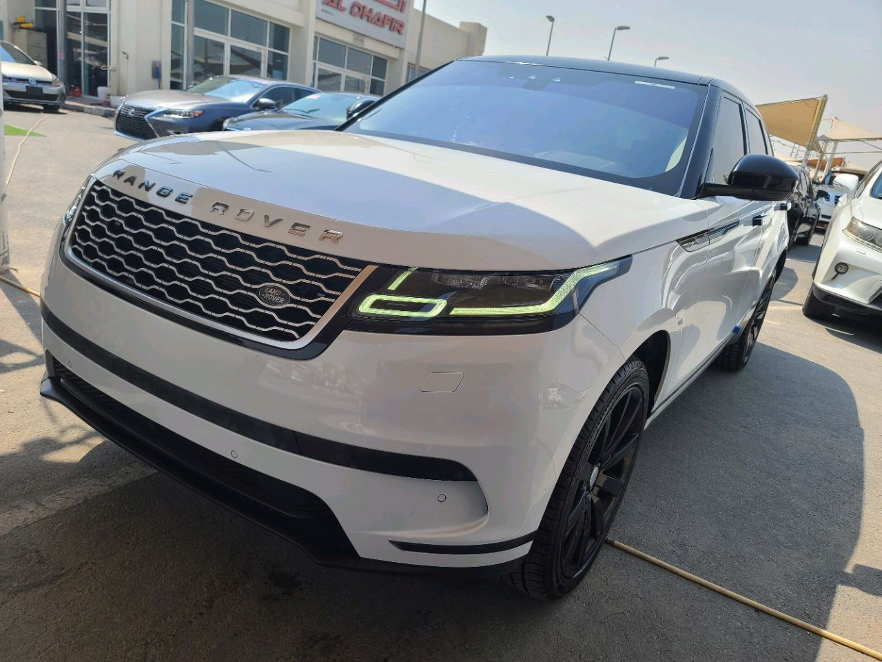 Range Rover VELAR - Image 3