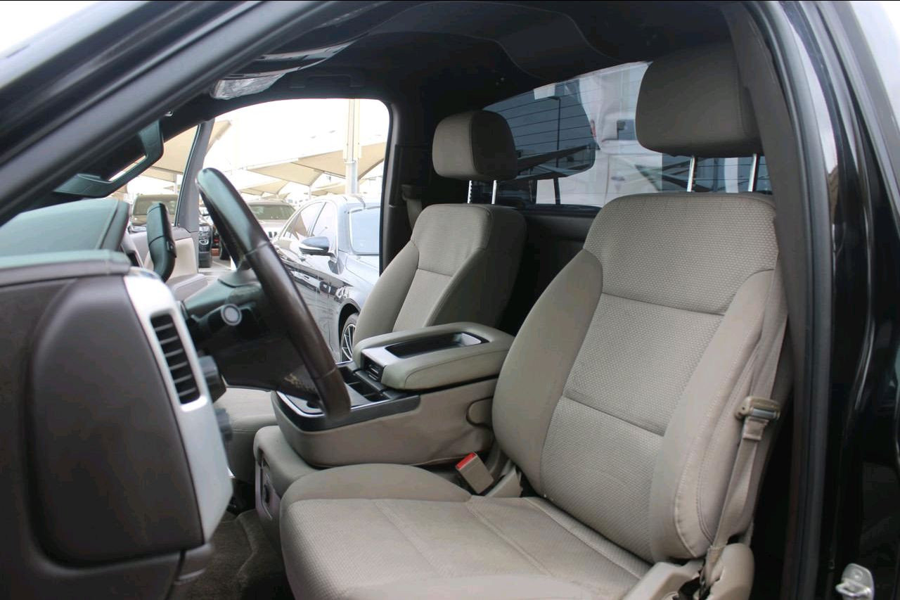 GMC Sierra - Image 8