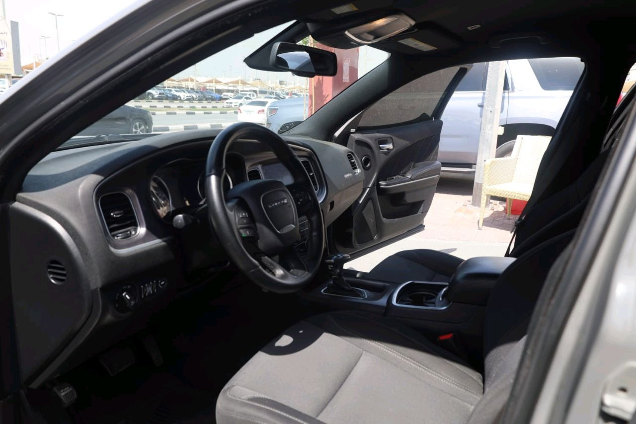 Dodge Charger - Image 5