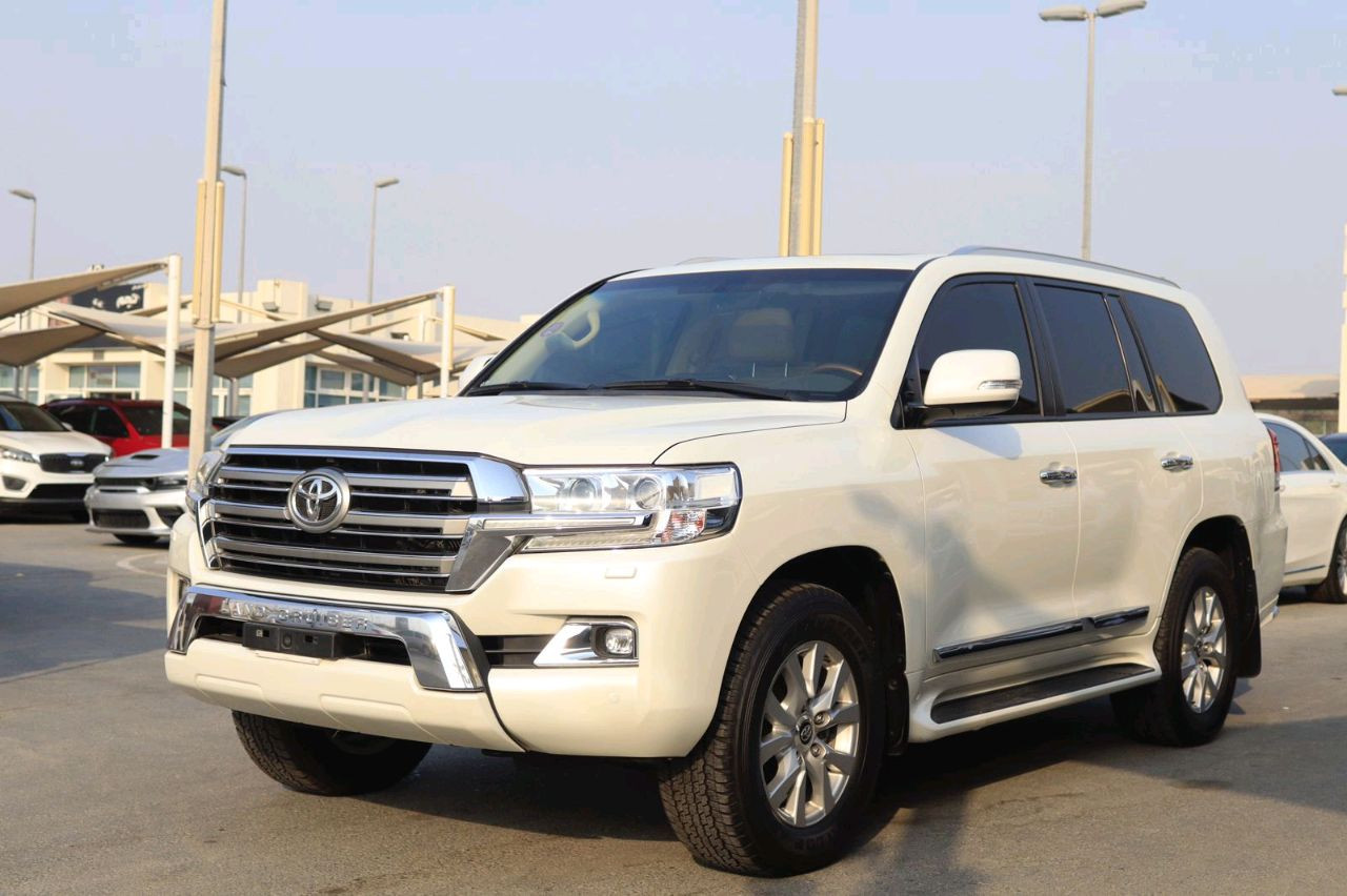 Toyota Land Cruiser - Image 5