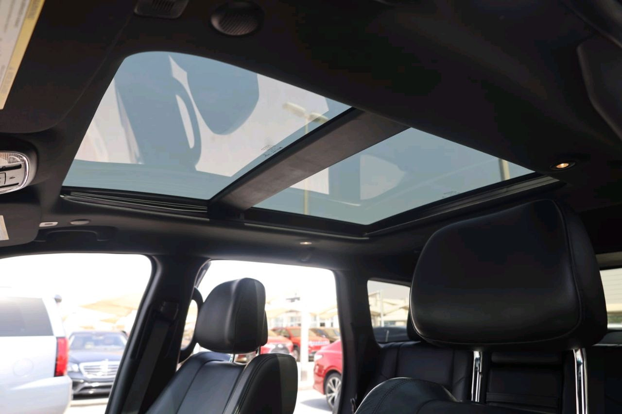 Jeep Grand Cherokee - Image 7