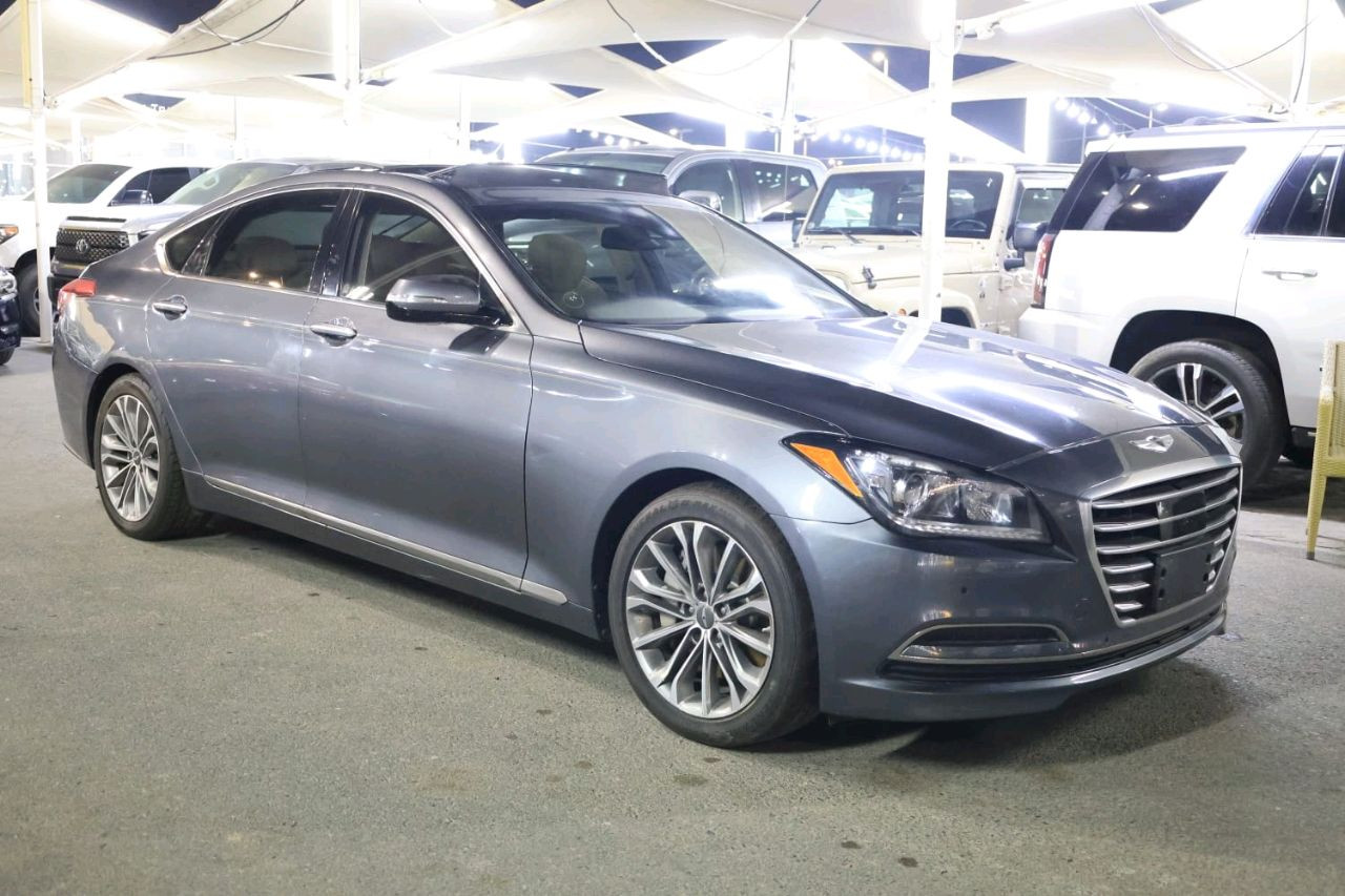 Genesis G 70 - Image 9