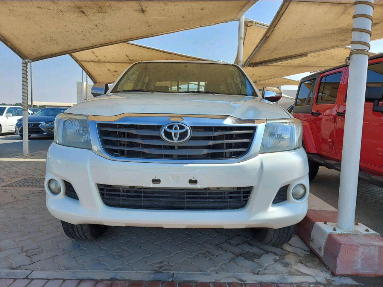 Toyota Hilux - Image 4
