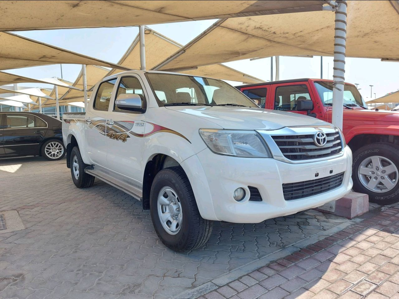 Toyota Hilux - Image 2