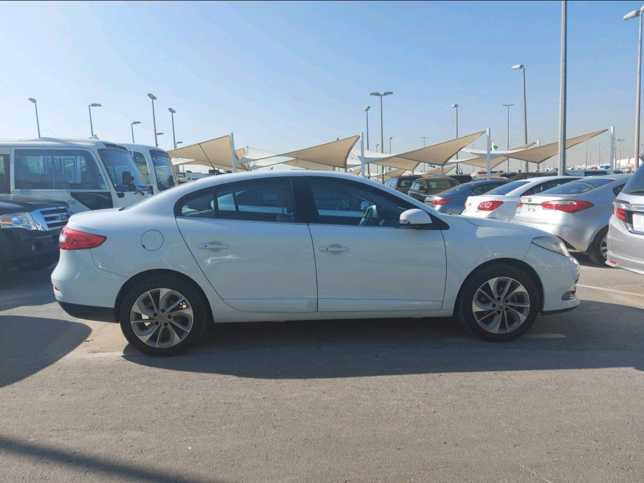 Renault Fluence - Image 2