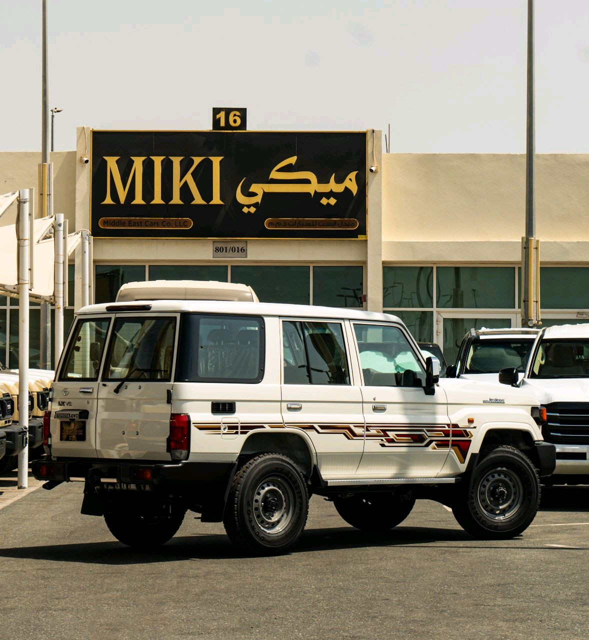 Toyota Land Cruiser 76 series - Image 6