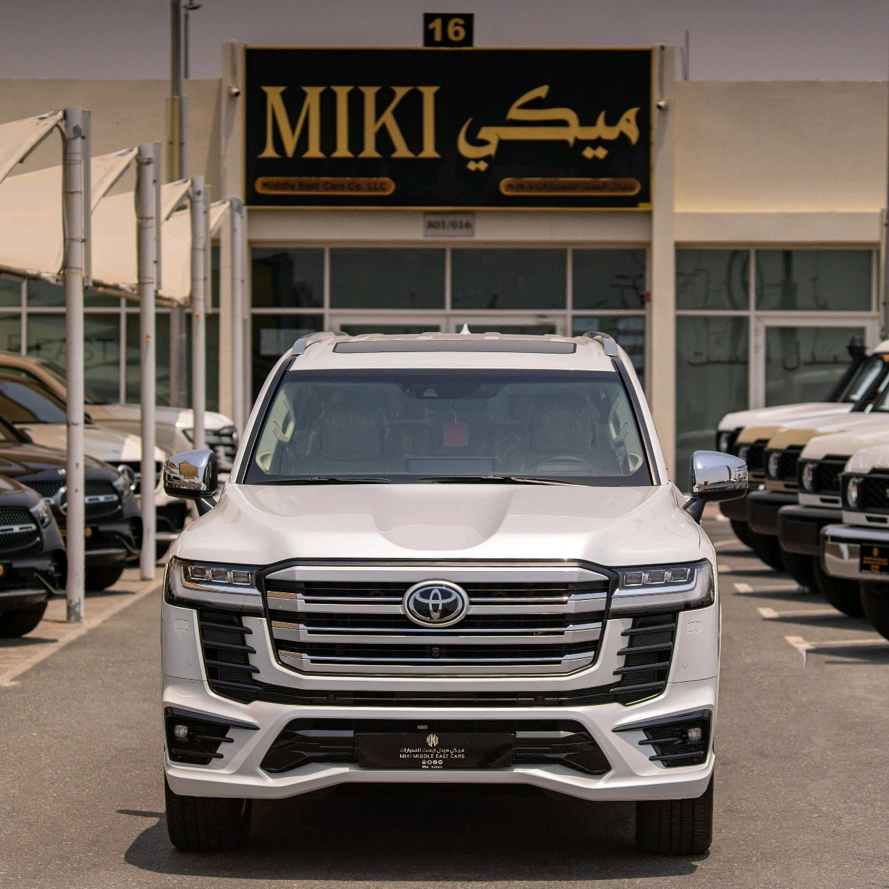 Toyota Land Cruiser - Image 11