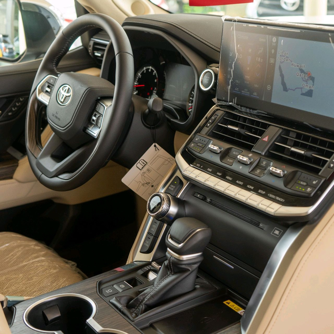 Toyota Land Cruiser - Image 10