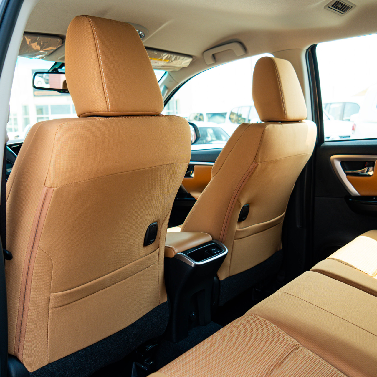 Toyota Fortuner - Image 11
